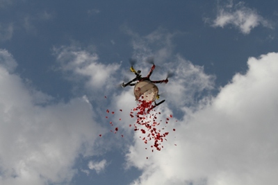 گزارش تصویری استقبال از خانواده شهید کشف هویت شده