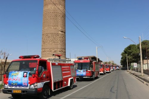 رژه خودرویی سازمان آتش نشانی ساوه برگزار شد رژه خودرویی سازمان آتش نشانی ساوه برگزار شد
