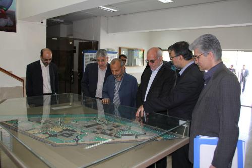 گزارش تصویری حضور معاون سیاسی وزیر کشور در دانشگاه صنعتی اراک گزارش تصویری حضور معاون سیاسی وزیر کشور در دانشگاه صنعتی اراک