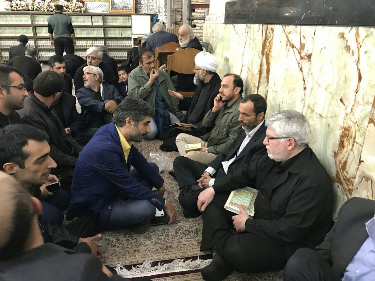 دومین روز بست&zwnj;نشینی یاران احمدی&zwnj;نژاد در حرم حضرت عبدالعظیم +عکس