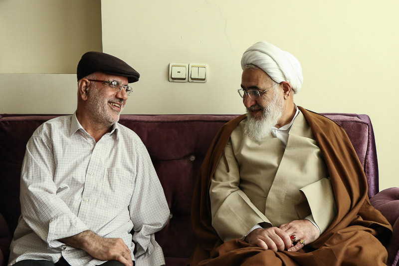 دیدار و قدردانی آیت الله عابدینی از جانبازان