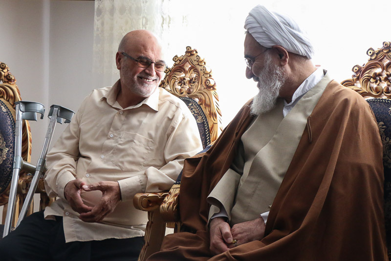 دیدار و قدردانی آیت الله عابدینی از جانبازان