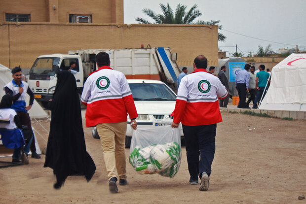 رتبه سوم مردم قزوین در ارسال کمکهای نقدی و غیر نقدی به مناطق سیلزده رتبه سوم مردم قزوین در ارسال کمکهای نقدی و غیر نقدی به مناطق سیلزده