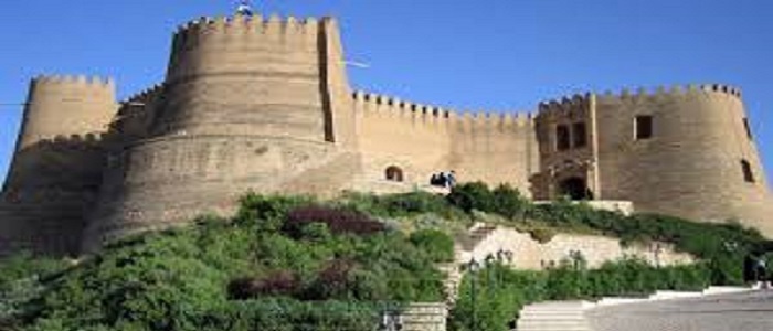 معرفی آثار تاریخی و جاذبه های گردشگری استان لرستان/قلعه فلک الافلاک، مسجد جامع بروجرد، سنگ نوشته سراب چنگایی، مناره آجری معرفی آثار تاریخی و جاذبه های گردشگری استان لرستان/قلعه فلک الافلاک، مسجد جامع بروجرد، سنگ نوشته سراب چنگایی، مناره آجری