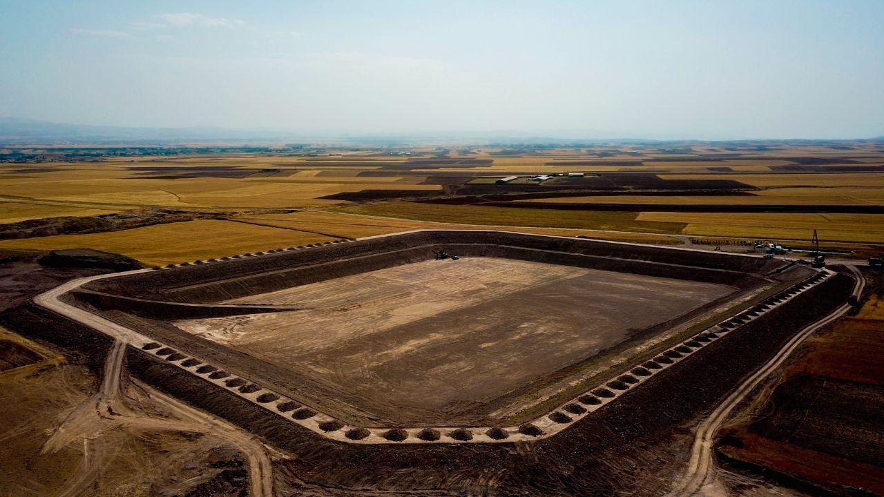 پیشرفت ۹۰ درصدی مخزن خاکی آقا بابا پیشرفت ۹۰ درصدی مخزن خاکی آقا بابا