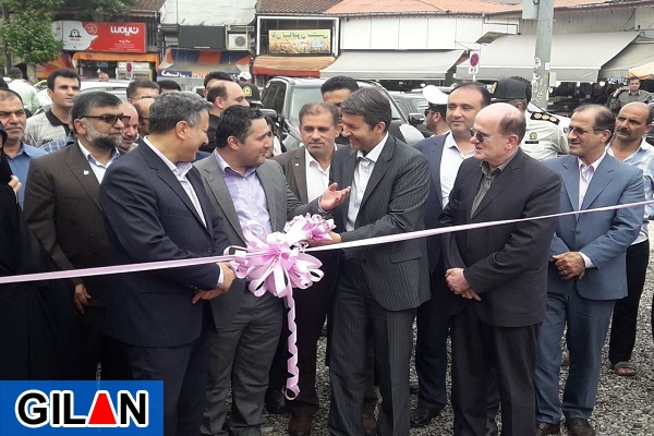 جمالی نژاد: نهادهای غیر دولتی مانند شهرداری ها خاکریز اول مطالبات مردم هستند؛ پروژه های انسانمحور، مردم را با مصادیق شهرهای دوستدار محیط زیست آشنا می کنند / لاهوتی: اجرای نهضت عظیم آسفالت در لنگرود را یکی از درخشانترین اقدامات شهرداری می دانم / شهردار لنگرود: امروز پروژه باغ ملی که متاسفانه بیش از۲۰ سال احیا و بازسازی نشده بود به صورت رسمی به بهره برداری رسید؛ ۱۵۰ هزار متر مربع آسفالت انجام دادیم و ۸۰ درصد پیاده روهای سطح شهر نوسازی شد جمالی نژاد: نهادهای غیر دولتی مانند شهرداری ها خاکریز اول مطالبات مردم هستند؛ پروژه های انسانمحور، مردم را با مصادیق شهرهای دوستدار محیط زیست آشنا می کنند / لاهوتی: اجرای نهضت عظیم آسفالت در لنگرود را یکی از درخشانترین اقدامات شهرداری می دانم / شهردار لنگرود: امروز پروژه باغ ملی که متاسفانه بیش از۲۰ سال احیا و بازسازی نشده بود به صورت رسمی به بهره برداری رسید؛ ۱۵۰ هزار متر مربع آسفالت انجام دادیم و ۸۰ درصد پیاده روهای سطح شهر نوسازی شد