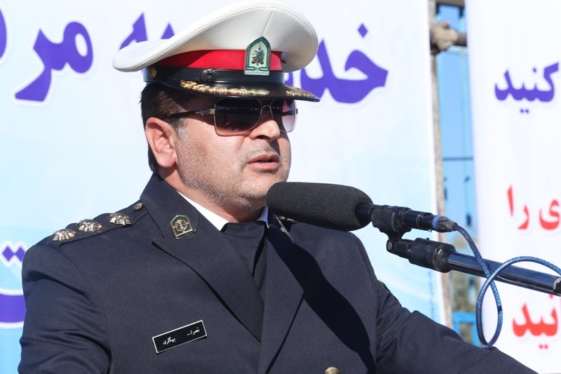 بی احتیاطی راننده ال 90 حادثه آفرید بی احتیاطی راننده ال 90 حادثه آفرید