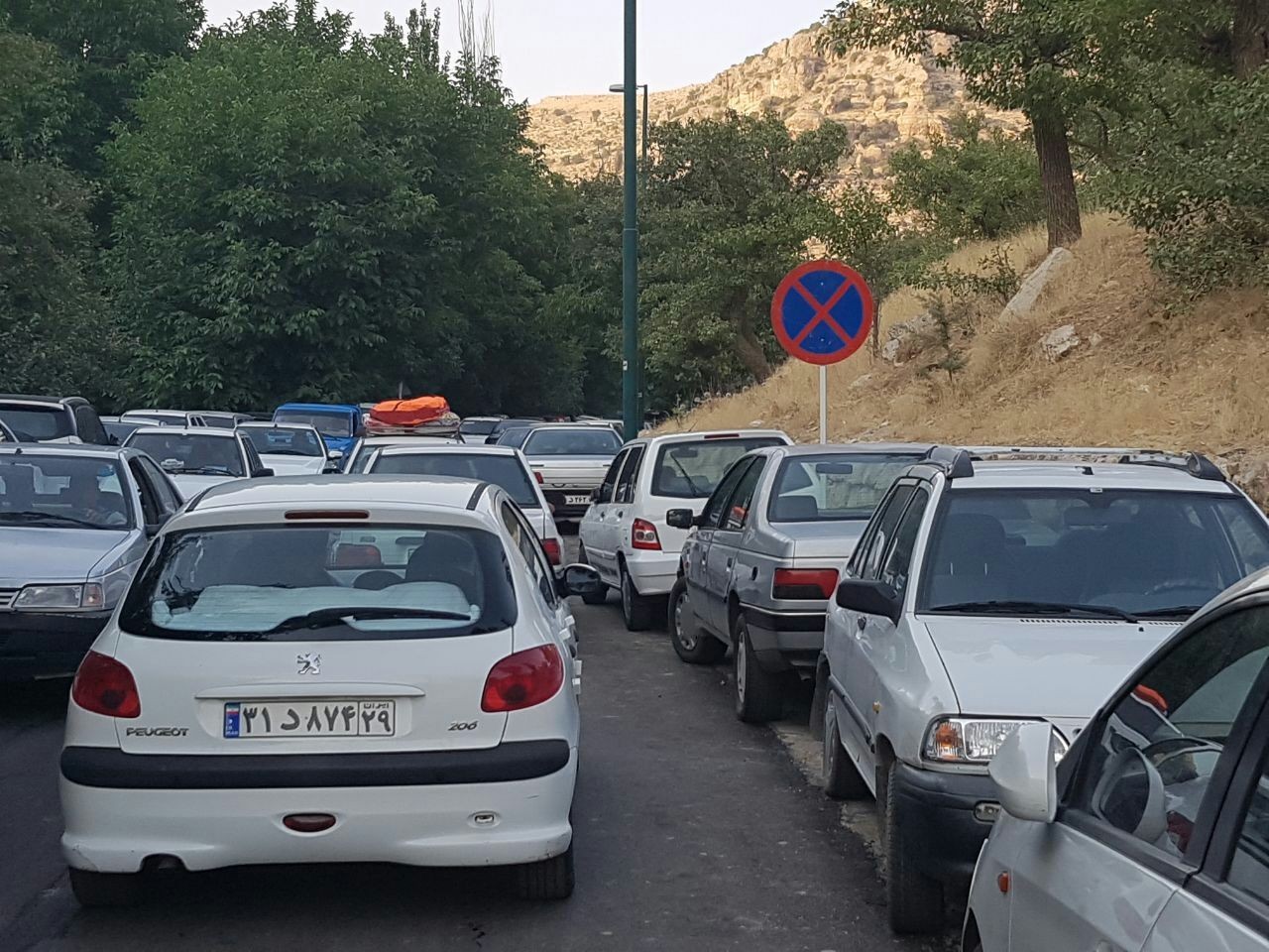 حال ناخوش سراب کرند / تعلل مسئولین در ساماندهی مناطق گردشگری