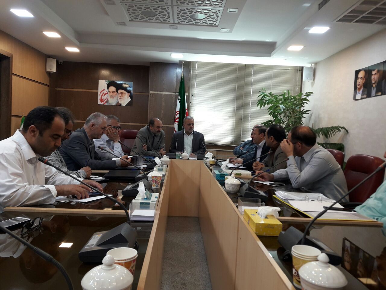 جاده مهرگان به قزوین در ضلع شمالی کانال رو به احداث است جاده مهرگان به قزوین در ضلع شمالی کانال رو به احداث است