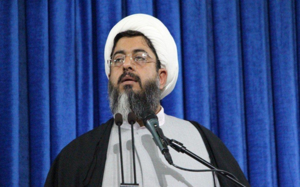 واکنش امام جمعه ساوجبلاغ به حاشیه&zwnj;سازی&zwnj;های اخیر رئیس جمهور