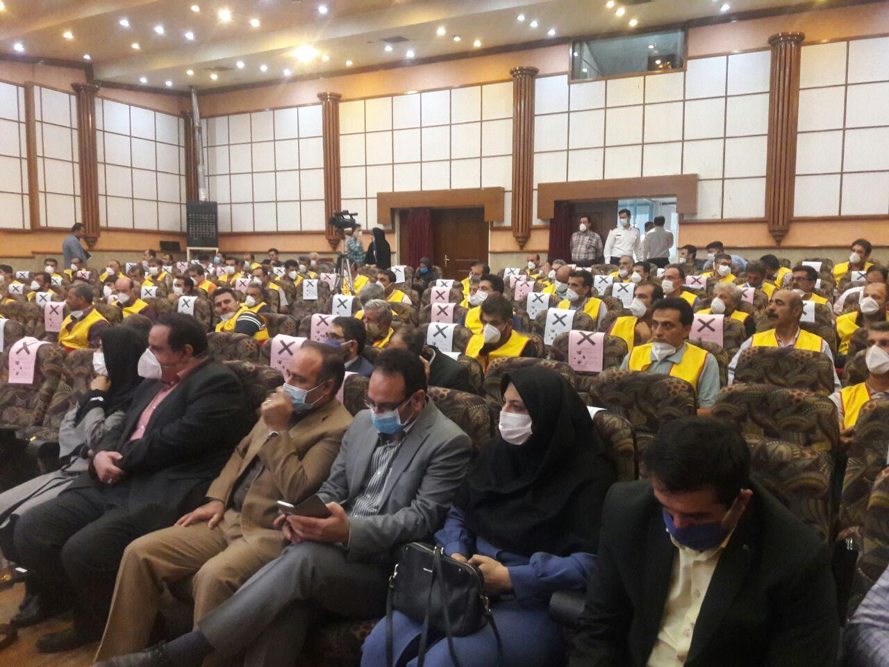 تاکسیرانان قزوین همیار آتشنشان میشود تاکسیرانان قزوین همیار آتشنشان میشود