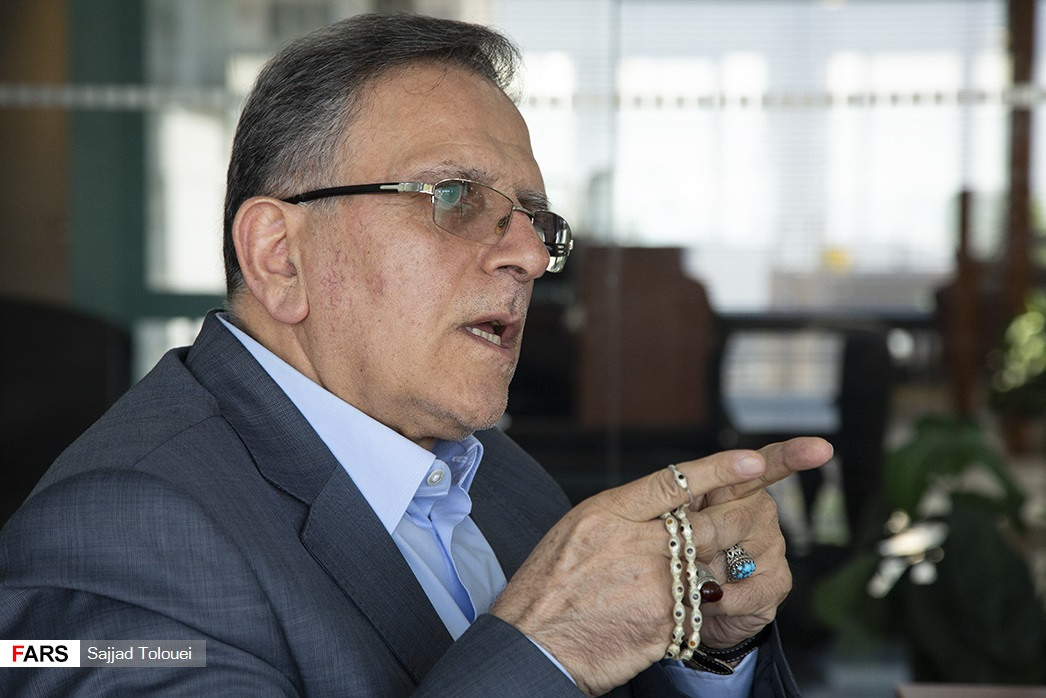 پیشنهاد دهنده نرخ ارز ۴۲۰۰ تومانی کیست؟ جهانگیری، سیف یا پورابراهیمی؟ پیشنهاد دهنده نرخ ارز ۴۲۰۰ تومانی کیست؟ جهانگیری، سیف یا پورابراهیمی؟