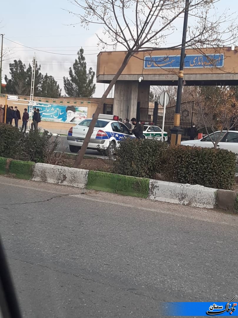 ناکامی استانداری در تأمین و توزیع نهادههای دامی/ لزوم ورود نمایندگان مجلس/دولتمردان بالاخره اعتراض ایل زحمت کش سنگسر را درآودند ناکامی استانداری در تأمین و توزیع نهادههای دامی/ لزوم ورود نمایندگان مجلس/دولتمردان بالاخره اعتراض ایل زحمت کش سنگسر را درآودند