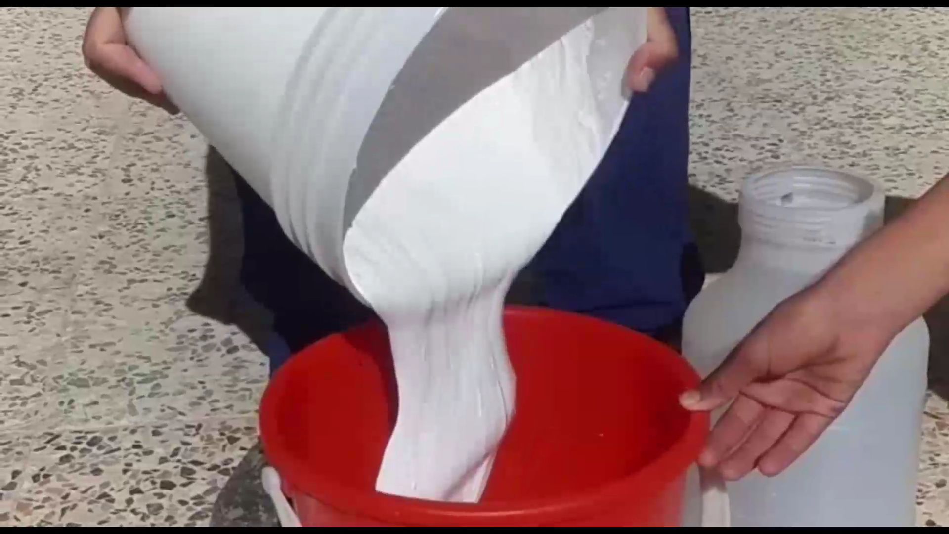 محرومیت زدایی در زیلایی به سبک معلمان جوان لنده ای+فیلم محرومیت زدایی در زیلایی به سبک معلمان جوان لنده ای+فیلم