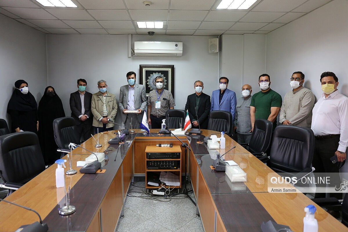 خبرنگاران باید در اولویت دریافت واکسن کرونا باشند