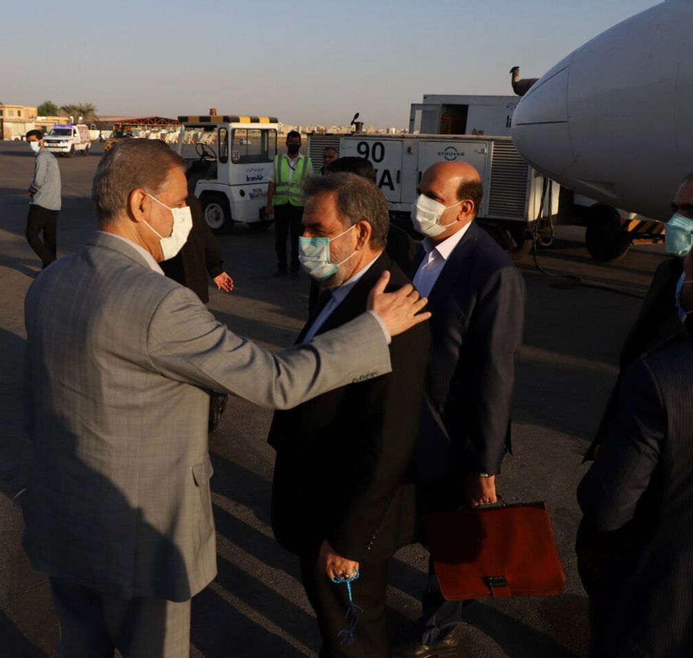 معاون اقتصادی رییس جمهور با استقبال استاندار خوزستان وارد اهواز شد