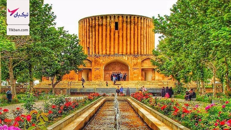 وب سایت های معتبر بلیط هواپیما مشهد چه ویژگی هایی دارند؟ وب سایت های معتبر بلیط هواپیما مشهد چه ویژگی هایی دارند؟