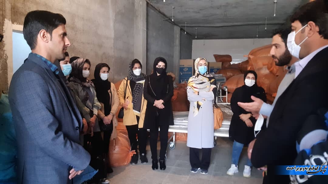 بازدید آموزشی کارشناسان و کشاورزان استان ایلام از مزارع گیاهان دارویی شهرستان لنده+تصاویر بازدید آموزشی کارشناسان و کشاورزان استان ایلام از مزارع گیاهان دارویی شهرستان لنده+تصاویر