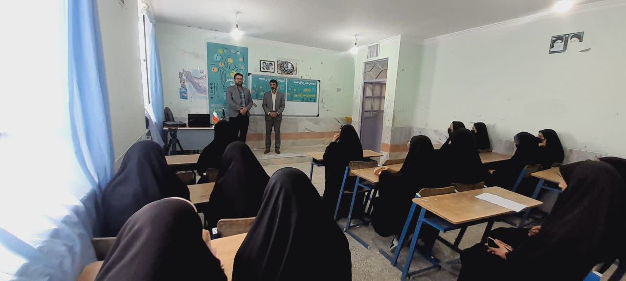 طرح آموزش هنر ویژه مناطق محروم در مارگون طرح آموزش هنر ویژه مناطق محروم در مارگون