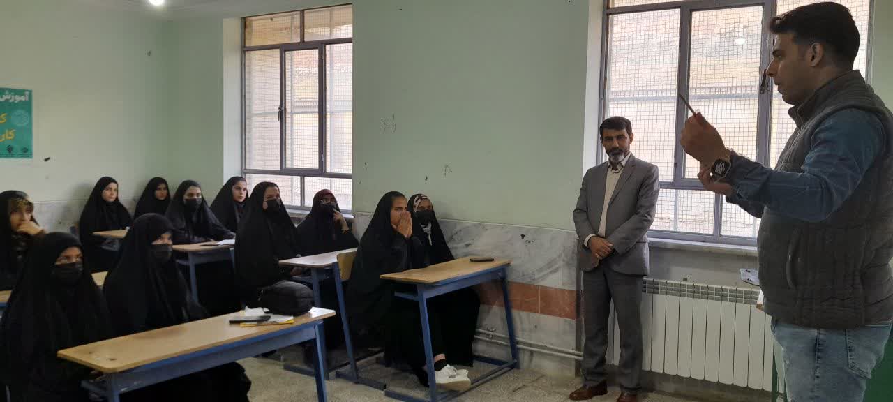 طرح آموزش هنر ویژه مناطق محروم در مارگون طرح آموزش هنر ویژه مناطق محروم در مارگون