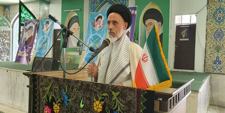 امام جمعه سیرجان بر رعایت حقوق مستاجران تاکید کرد امام جمعه سیرجان بر رعایت حقوق مستاجران تاکید کرد