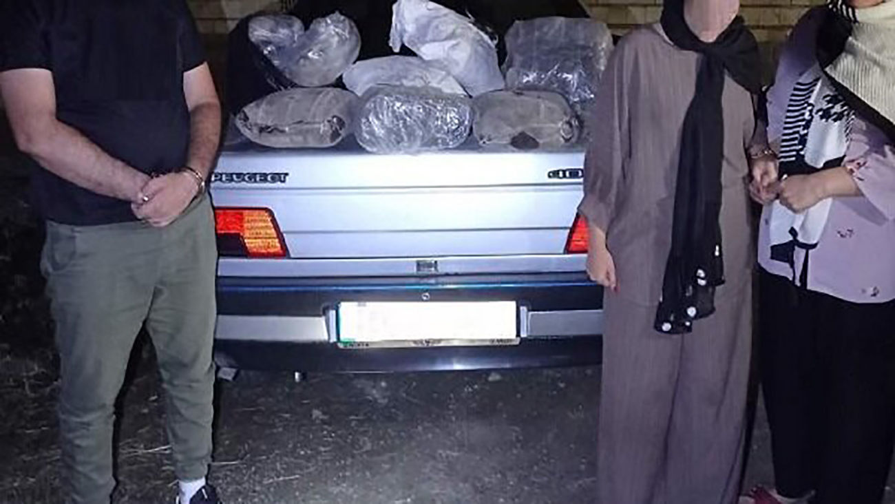 بازداشت زوج سارق در کرج/ اعتراف به ۱۲ تبهکاری + عکس