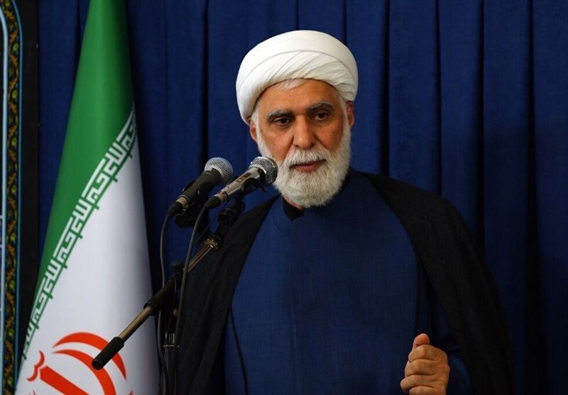 امام جمعه کیش: مشارکت در انتخابات زمینه‌ساز نصرت الهی است