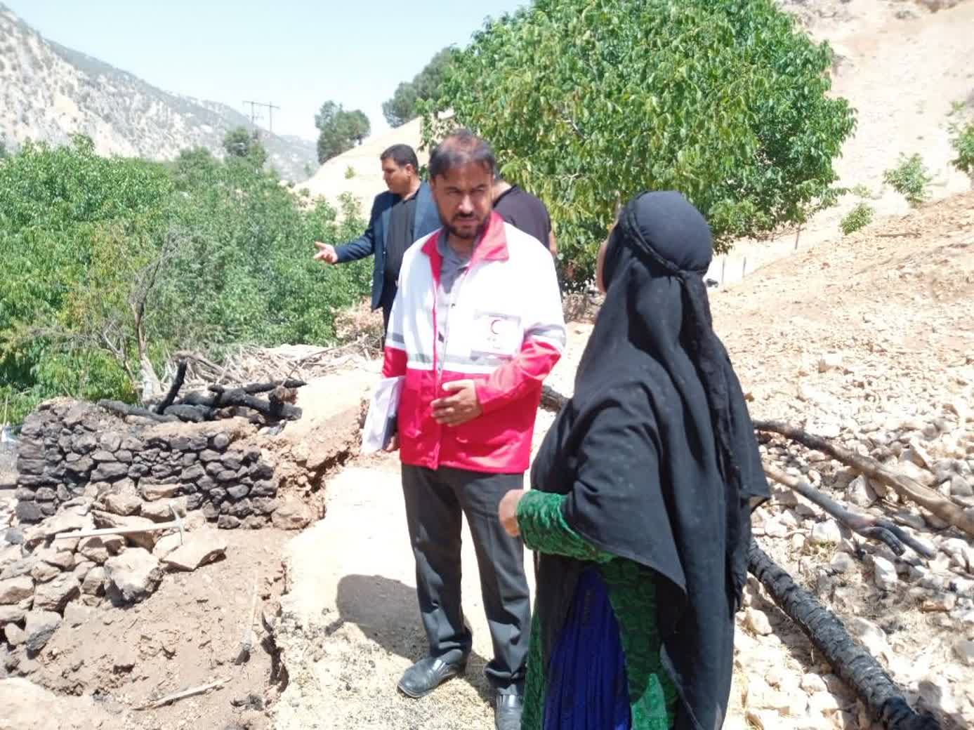 یک باب منزل مسکونی و تعدادی از احشام یک خانواده روستایی از توابع شهرستان مارگون در آتش سوخت