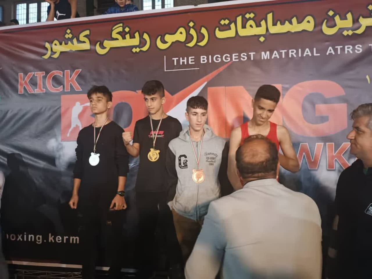 کسب یک نقره و یک برنز بدون حمایت مسئولین! کسب یک نقره و یک برنز بدون حمایت مسئولین!