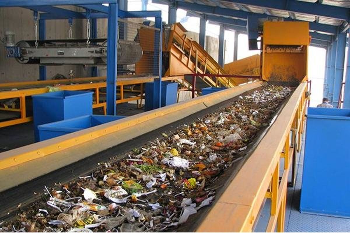 کارخانه کمپوست کرج پس از ۲ سال تعطیلی شروع به کار کرد/ روزانه 250 تن زباله به کود تبدیل می‌شود     //کپی https://B2n.ir/n38138