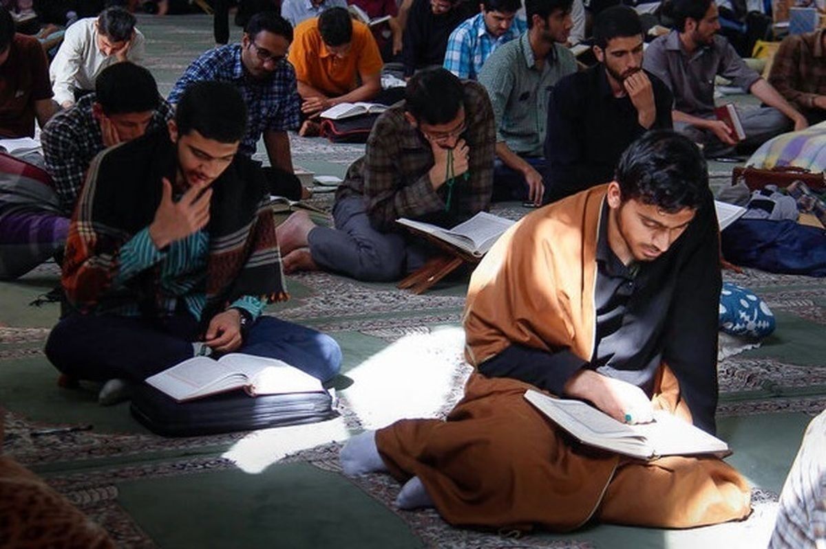 حس زیبای بندگی در ۲۲۴ مسجد استان مرکزی/ رشد ۳۰ درصدی معتکفین استان مرکزی حس زیبای بندگی در ۲۲۴ مسجد استان مرکزی/ رشد ۳۰ درصدی معتکفین استان مرکزی