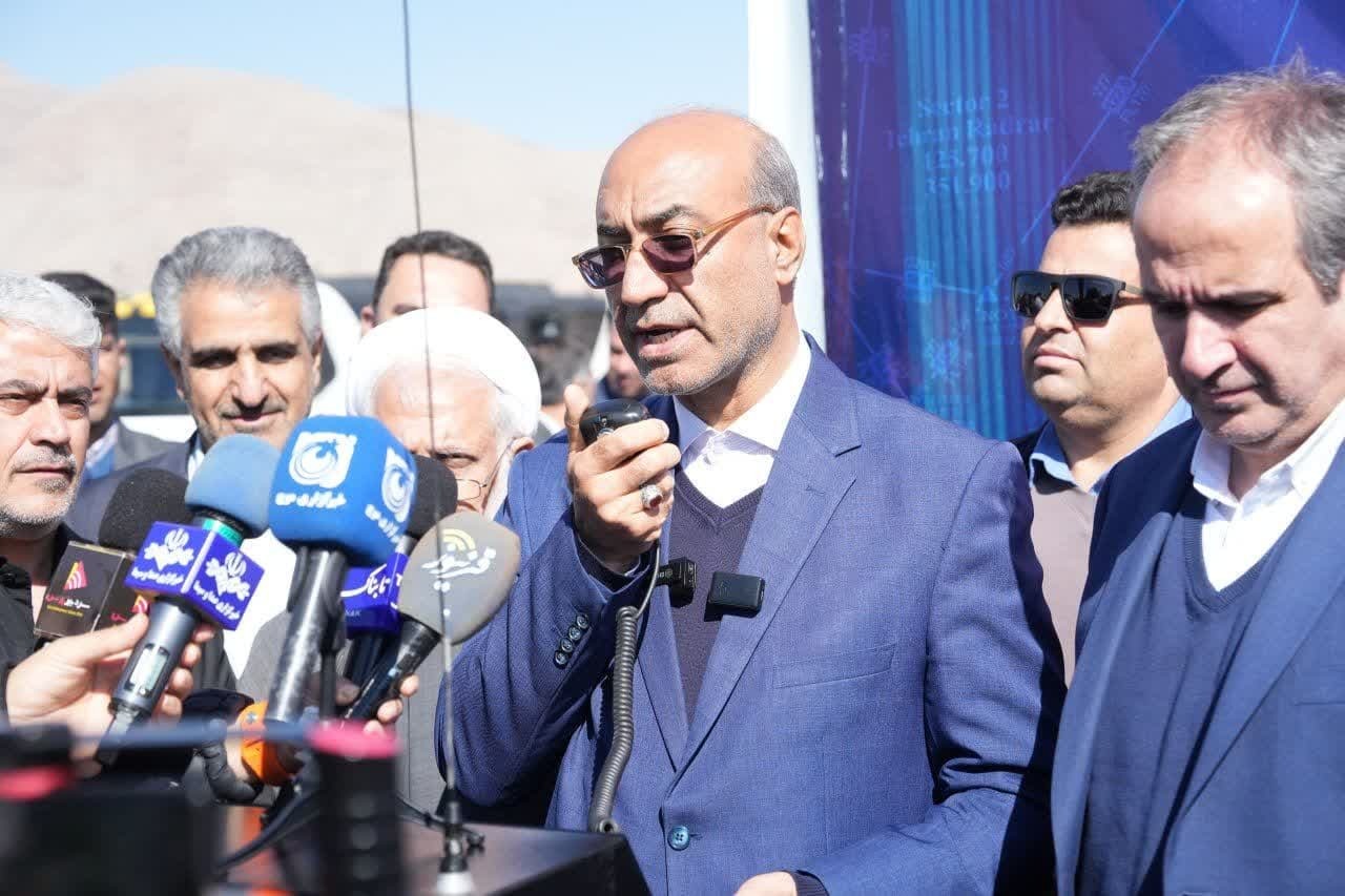 ابرپروژه بازسازی باند و عوامل پروازی فرودگاه کرمانشاه افتتاح شد