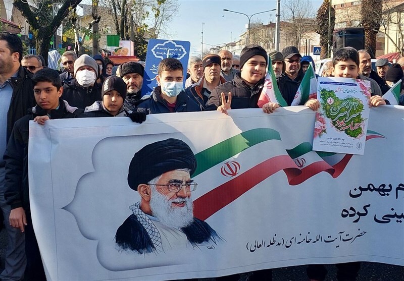 یک صدا تا پای جان برای ایران/ حضور حماسی مردم ایران در چهل و ششمین سالگرد پیروزی انقلاب + فیلم و عکس یک صدا تا پای جان برای ایران/ حضور حماسی مردم ایران در چهل و ششمین سالگرد پیروزی انقلاب + فیلم و عکس