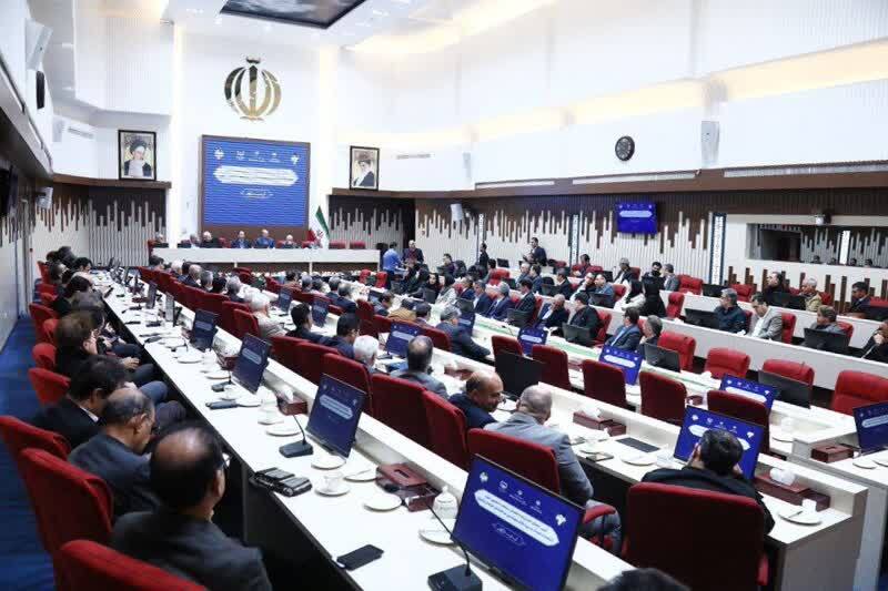 اعطای اعتبارنامه اعضای منتخب دهمین دوره انتخابات هیئت مدیره نظام مهندسی ساختمان خراسان رضوی