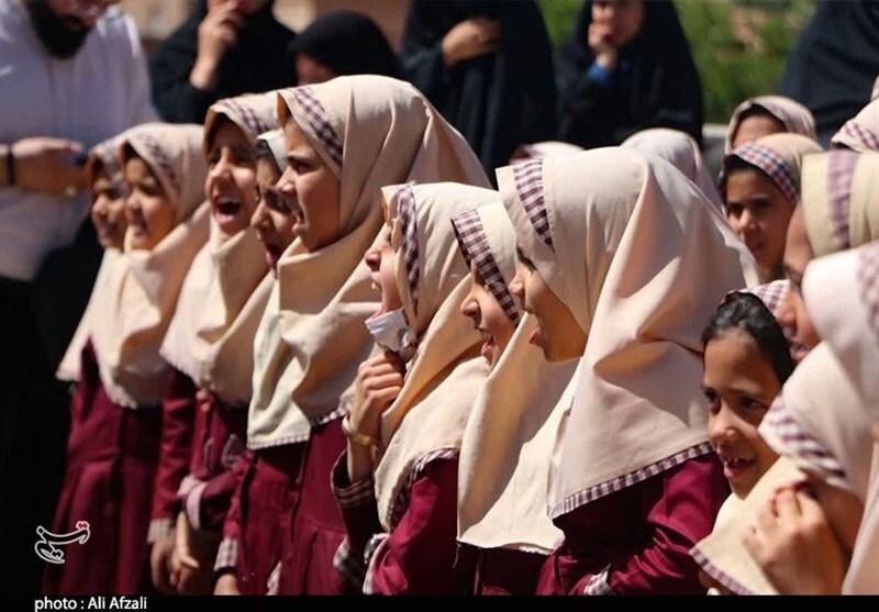 رتبه اول دانش آموزان اسلامشهری در مسابقات امید فردا