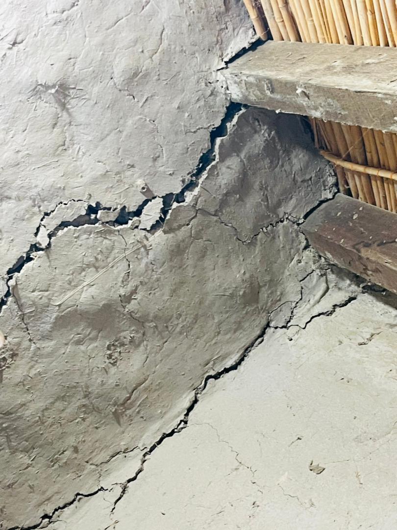 سیستان و بلوچستان حتی محروم از ثبت زلزله/ پس از 1 ماه در دمای بالای 50 درجه هنوز مردم روستای آبگاه در خیابان میخوابند سیستان و بلوچستان حتی محروم از ثبت زلزله/ پس از 1 ماه در دمای بالای 50 درجه هنوز مردم روستای آبگاه در خیابان میخوابند