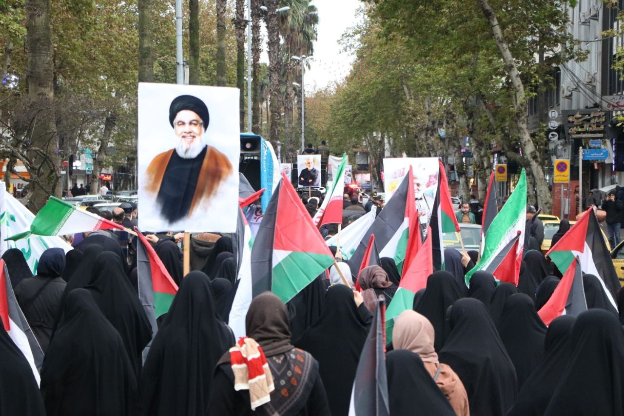 عزاداری ایام فاطمیه و سالروز شهادت میرزا کوچک جنگلی در رشت برگزار شد/ صدوسومین سالگرد میرزاکوچک با حضور شهید خوشنام نورانی شد+تصاویر