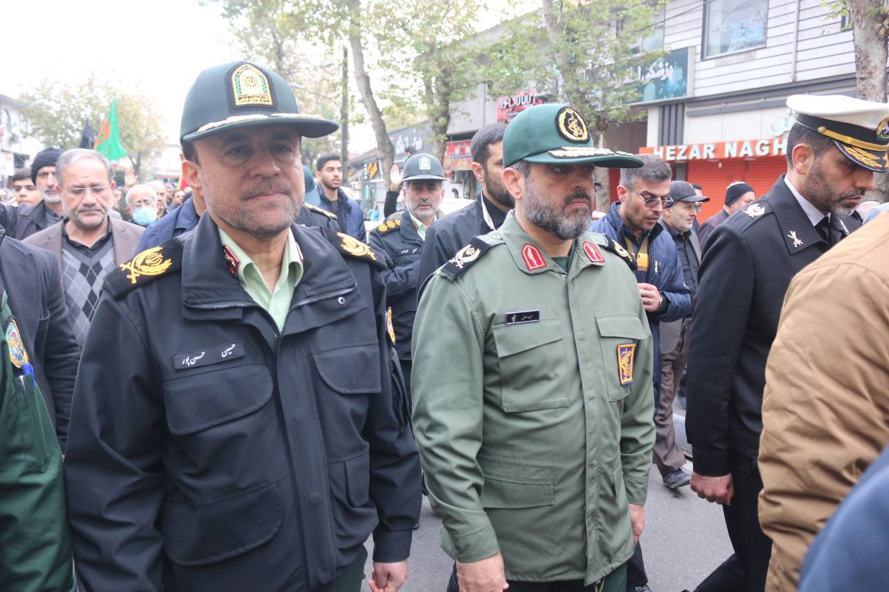 تشییع پیکرهای ۶ شهید گمنام و ۳ مدافع امنیت تشییع پیکرهای ۶ شهید گمنام و ۳ مدافع امنیت