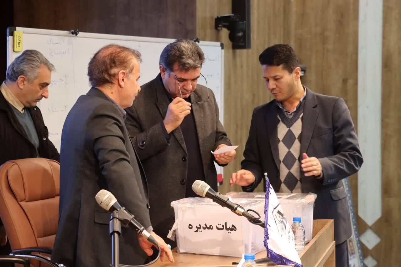 انتخابات هیئت مدیره جامعه حرفهای مهمانپذیران خراسان رضوی در مشهد برگزار شد انتخابات هیئت مدیره جامعه حرفهای مهمانپذیران خراسان رضوی در مشهد برگزار شد