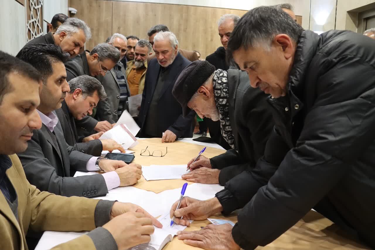 انتخابات هیئت مدیره جامعه حرفهای مهمانپذیران خراسان رضوی در مشهد برگزار شد انتخابات هیئت مدیره جامعه حرفهای مهمانپذیران خراسان رضوی در مشهد برگزار شد