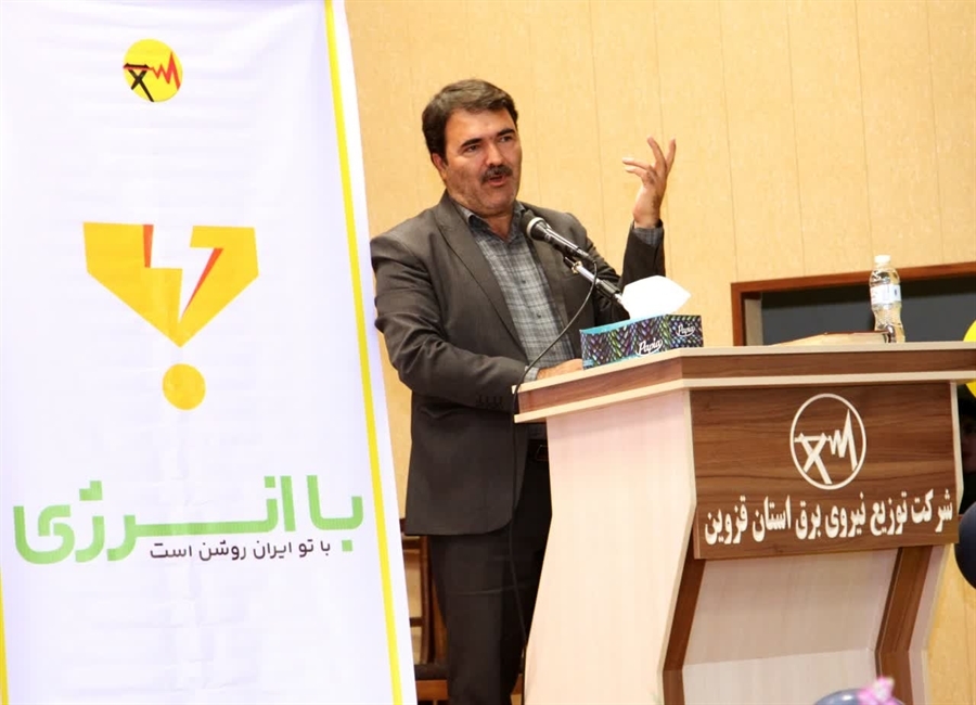 50 درصد کل مصرف برق استان در صنایع هزینه می شود 50 درصد کل مصرف برق استان در صنایع هزینه می شود