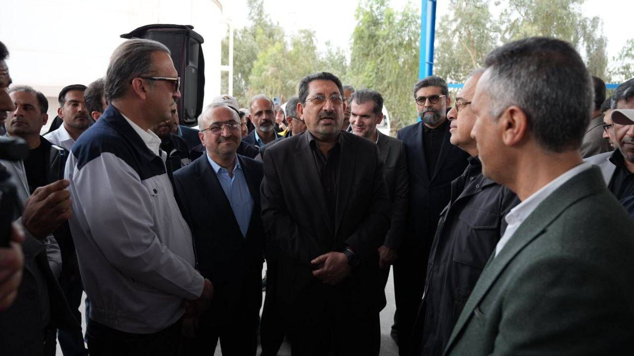 آغاز بهره برداری از آب شیرینکن منطقه ویژه اقتصادی خلیج فارس