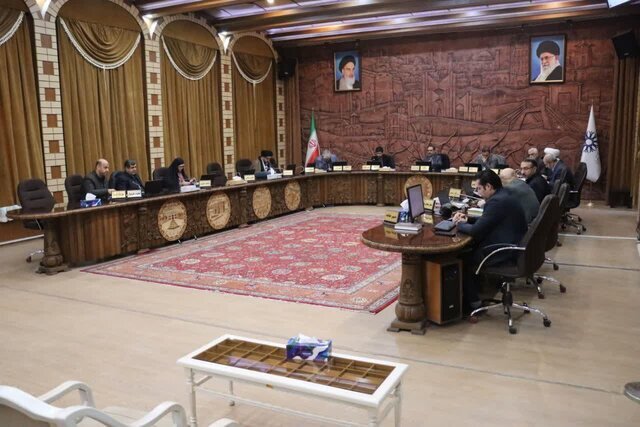 رسیدگی به دستگیری‌ها وظیفه ذاتی شوراست/ رسیدگی در جلسه علنی باشد و مردم در جریان دستگیری‌ها قرار گیرند