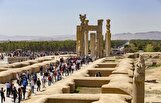 ۲۱۲ هزار گردشگر به دل تاریخ سفر کردند/ تخت جمشید در صدر پربازدیدترین اماکن تاریخی کشور