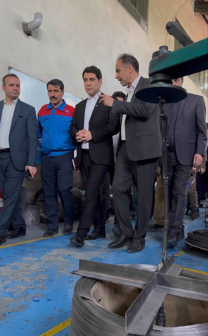 لزوم تمرکز واحدهای تولیدی بیجار در یک شهرک صنعتی لزوم تمرکز واحدهای تولیدی بیجار در یک شهرک صنعتی