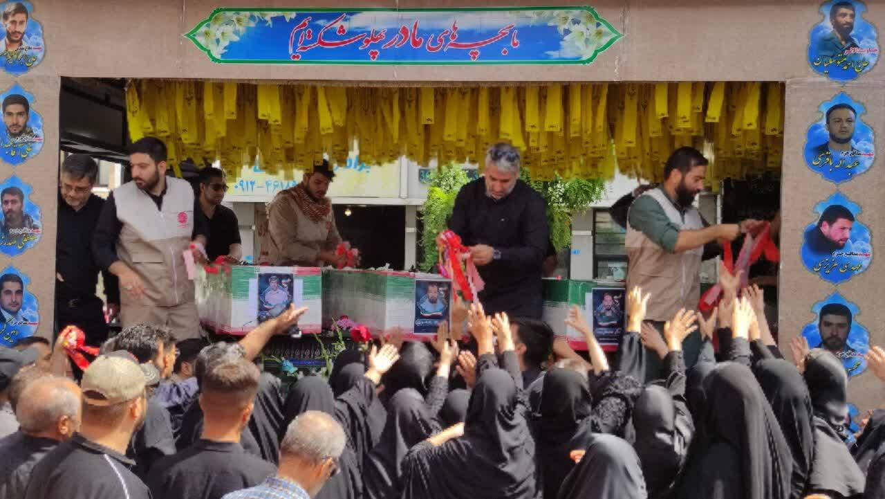 تشییع لاله های سرخ در البرز/وداع مردم با مدافعان وطن +تصاویر