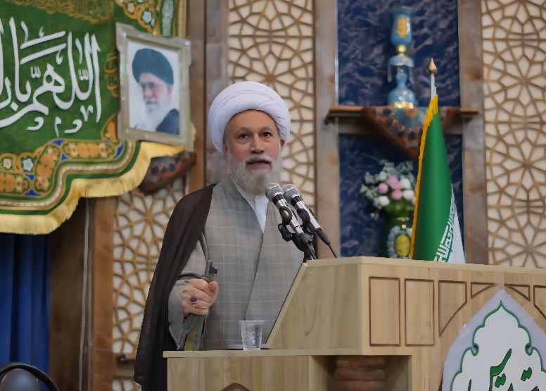 امام جمعه شیراز: آمریکا گداترین کشور دنیا است/پسر پهلوی از پدر و پدربزرگش هم خفتپذیرتر است امام جمعه شیراز: آمریکا گداترین کشور دنیا است/پسر پهلوی از پدر و پدربزرگش هم خفتپذیرتر است