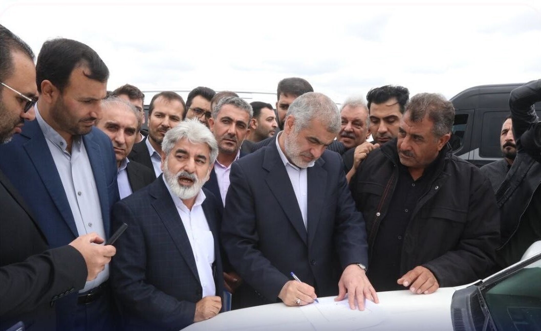 نائب رئیس مجلس از طرح توسعه فرودگاه پارس&zwnj;آباد بازدید کرد