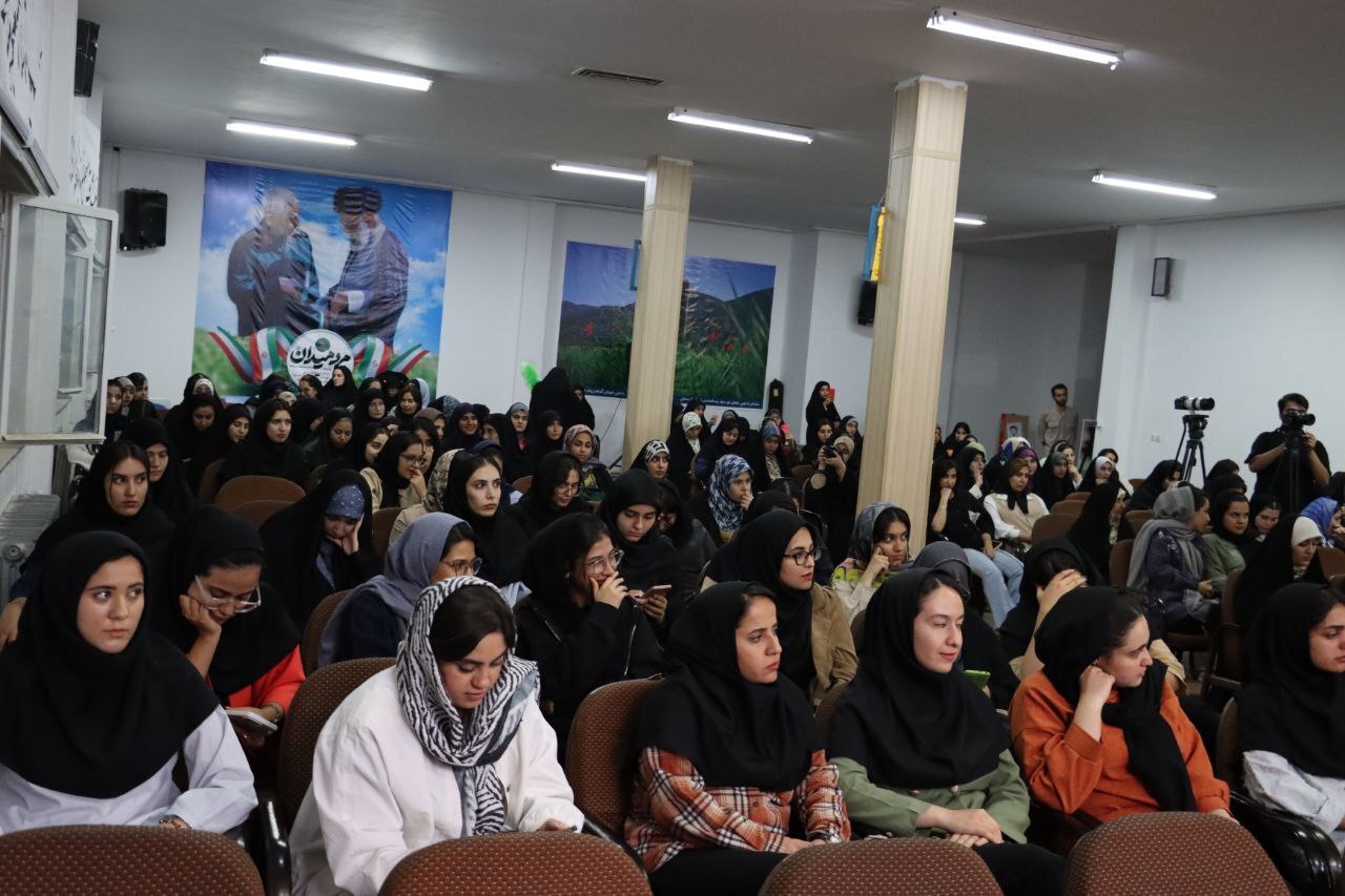 گمنامی مناطق عملیاتی کردستان؛ روایت دانشجویان از ایثار و کمبود زیرساختهای راهیان نور + فیلم گمنامی مناطق عملیاتی کردستان؛ روایت دانشجویان از ایثار و کمبود زیرساختهای راهیان نور + فیلم