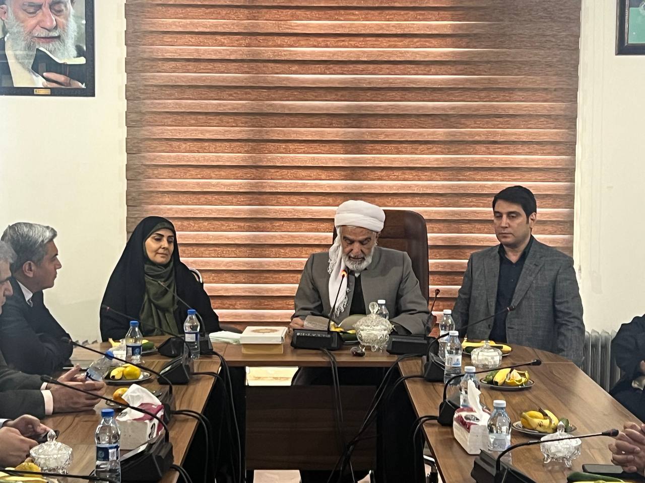 مردم کردستان سرمایههای بیبدیل نظاماند/ توسعه زیرساختها و اشتغال جوانان اولویت اصلی دولت باشد مردم کردستان سرمایههای بیبدیل نظاماند/ توسعه زیرساختها و اشتغال جوانان اولویت اصلی دولت باشد